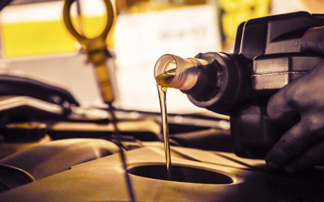 Science-Benhind-Racing-Bike-Performance-Engine-Oil